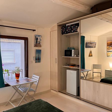 Chambre Cozy Spacieuse, Intra-Muros, Clim, Parking Aigues-Mortes Exteriér fotografie